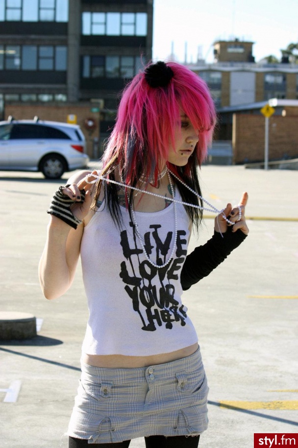 EMO Alternatywne Średnie Fryzury