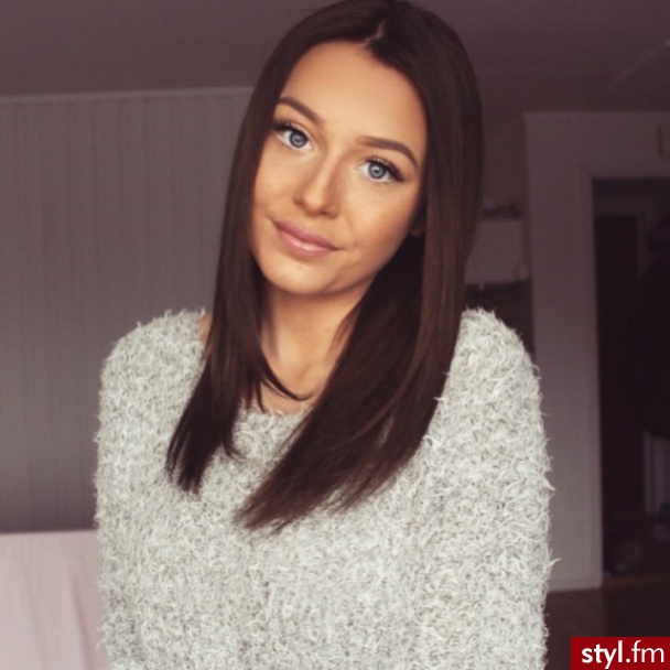 Średnie Fryzury