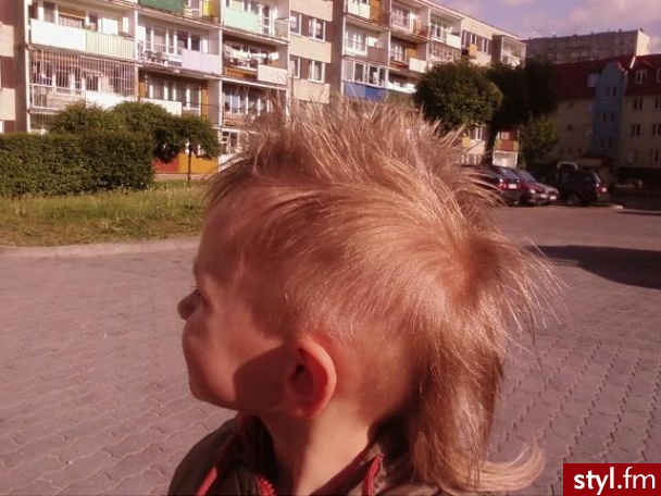A O TO FRYZURKA MOJEGO KOCHANEGO TRZYLETNIEGO SYNKA - Punk Rock Alternatywne Średnie Fryzury