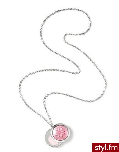 Perfumy w kremie od Elizabeth Arden \"Pretty\" od teraz mogą być także noszone przez Ciebie na szyi! :)Cena: $39 - Pozostałe Dodatki Moda