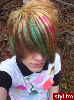 EMO Alternatywne Średnie Fryzury