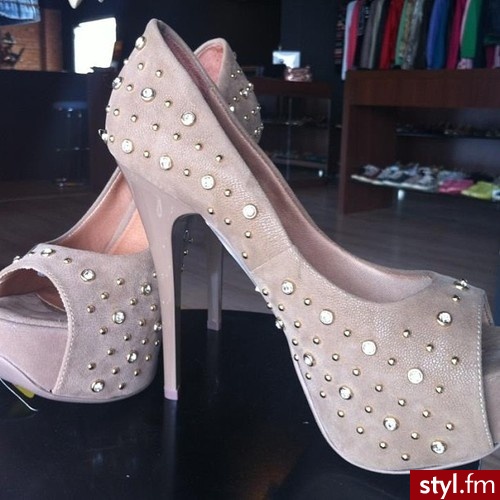 Szpilki Buty Moda