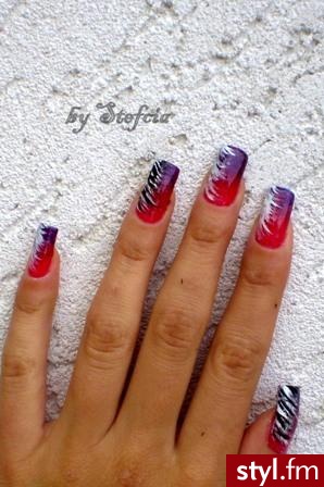 kolorowe pazurki. źródło : http://nailsofdreams.blog.onet.pl/ - Paznokcie