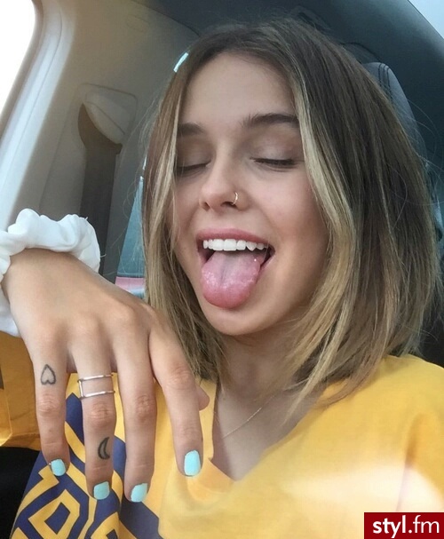 Średnie Fryzury