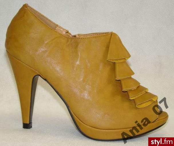 Pozostałe Buty Moda