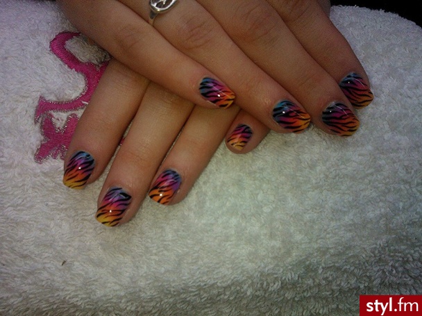 Let's create it!

www.facebook.com/jovinailstudio - Paznokcie