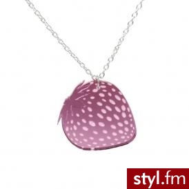 wisiorek. Emma Brite http://www.v.80spurple.com/
Jeżeli już jest proszę o link - Pozostałe Dodatki Moda