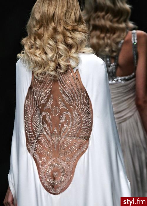 Sukienki Moda