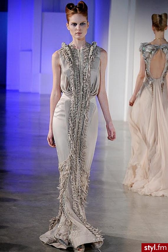 Sukienki Moda