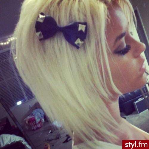 Blond Rozpuszczone Proste Na co dzień Średnie Fryzury