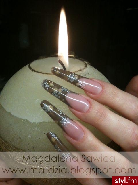 Zima z Deluxe Nails - konkurs organizowany przez forum Sweet Nails przy współpracy z firmą Deluxe Nails - Migdałki Stempelki Akryl Paznokcie