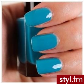 Bobbi Brown Turquoise Nail Lacquer - Kwadratowe Naturalne Paznokcie