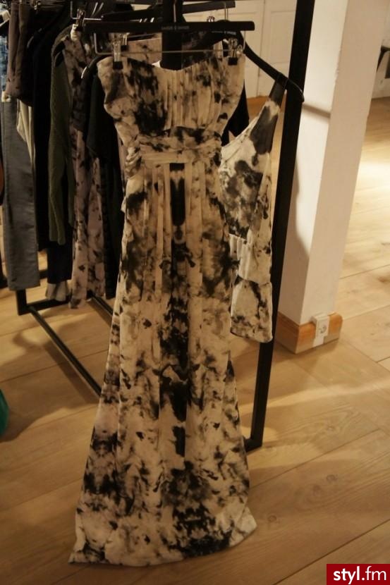 Sukienki Moda