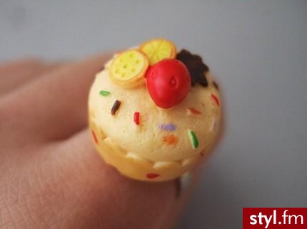 Oryginalny pierścionek dostępny na etsy.com - Pozostałe Dodatki Moda