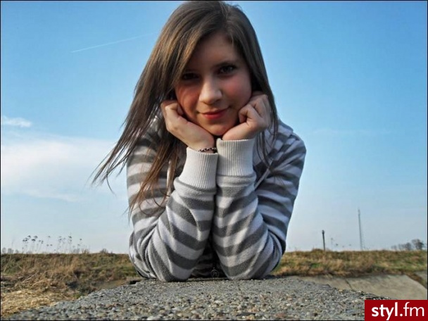 Średnie Fryzury