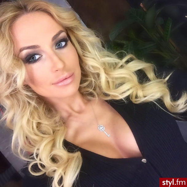 Blond Rozpuszczone Kręcone Na co dzień Długie Fryzury