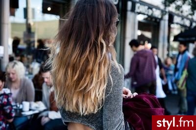Blond Rozpuszczone Kręcone Na co dzień Długie Fryzury