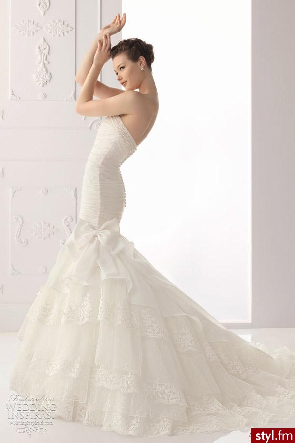 Sukienki Moda