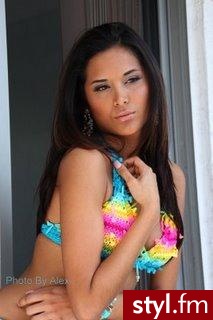 Mayra Munoz :) - Długie Fryzury