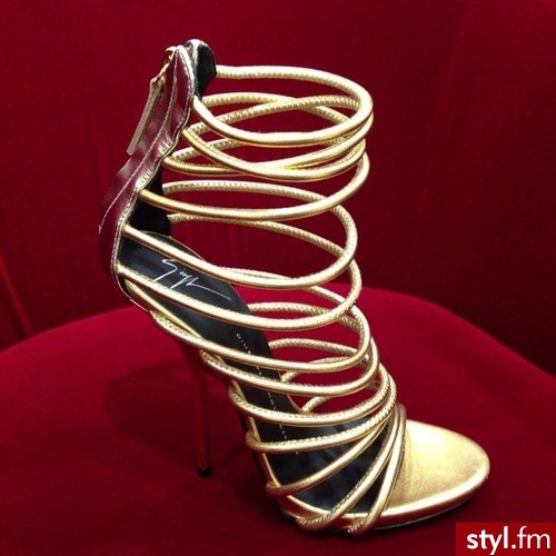 Szpilki Buty Moda