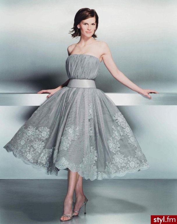 Sukienki Moda