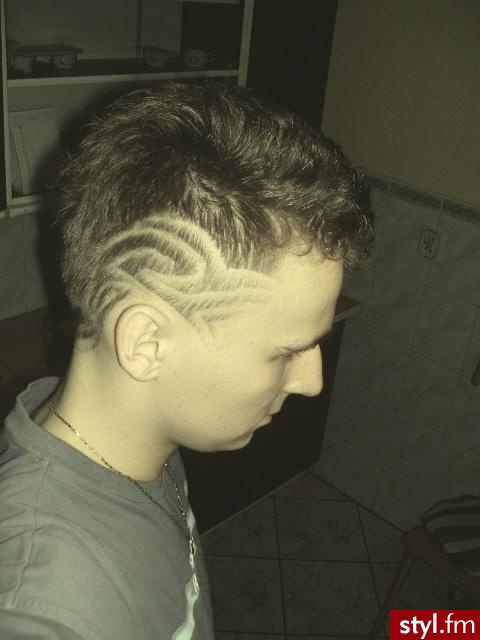 super wzorek..) bydzia) - Punk Rock Alternatywne Średnie Fryzury