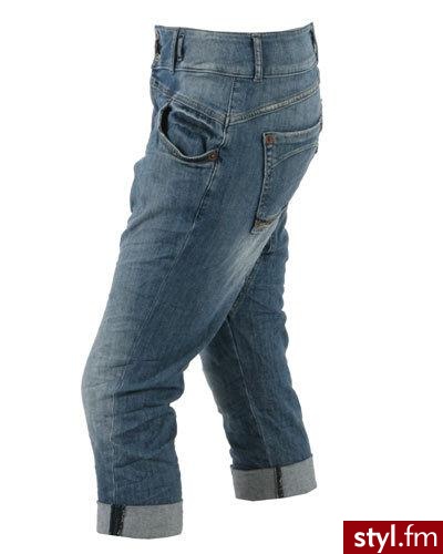 Jeansowe pumpy Pimkie
Szukaj w sklepach Pimkie i w sprzedaży internetowej. Kosztują 37,95 euro. :) - Pozostałe Ciuchy Moda
