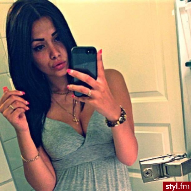 Czarne Rozpuszczone Proste Na co dzień Średnie Fryzury