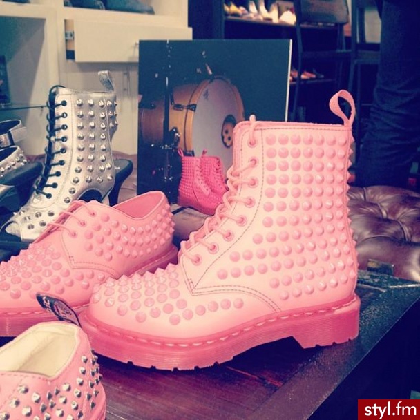 Pozostałe Buty Moda