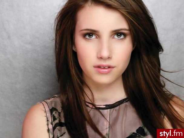 Emma Roberts - Średnie Fryzury
