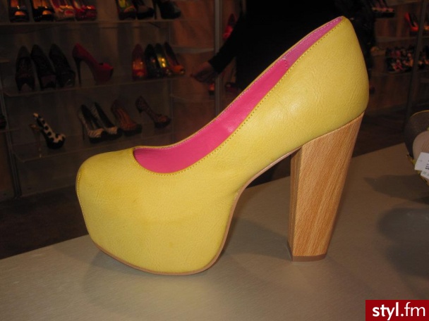 Pozostałe Buty Moda