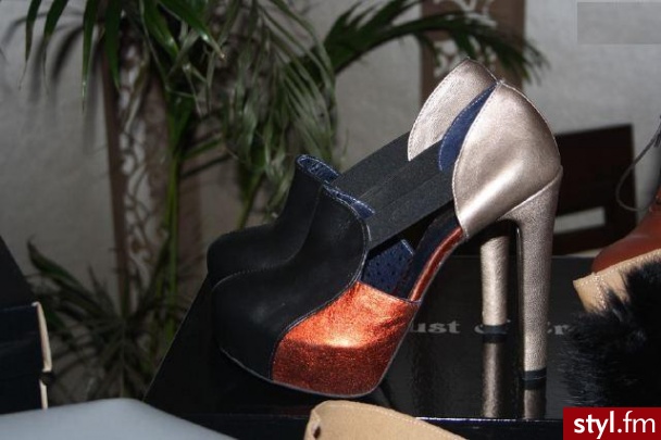 Szpilki Buty Moda