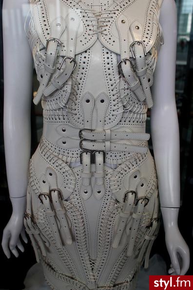 Sukienki Moda