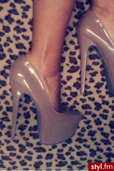 Szpilki Buty Moda