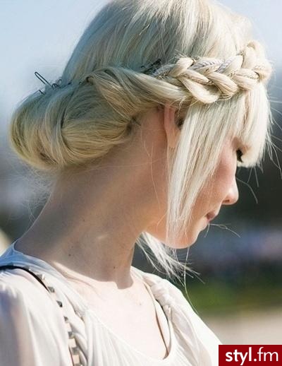 Blond Warkocze Proste Na co dzień Średnie Fryzury
