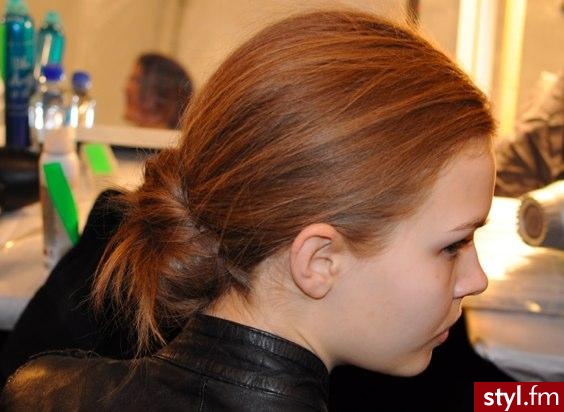 Brązowe Kok Proste Na co dzień Długie Fryzury