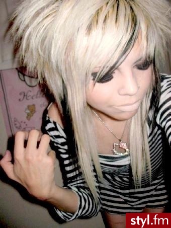 EMO Alternatywne Średnie Fryzury