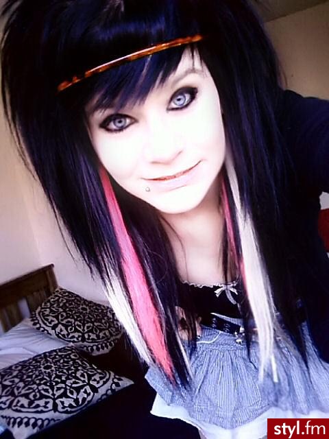 EMO Alternatywne Średnie Fryzury