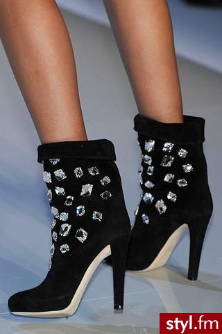 Blumarine Zima 2010 - Pozostałe Buty Moda