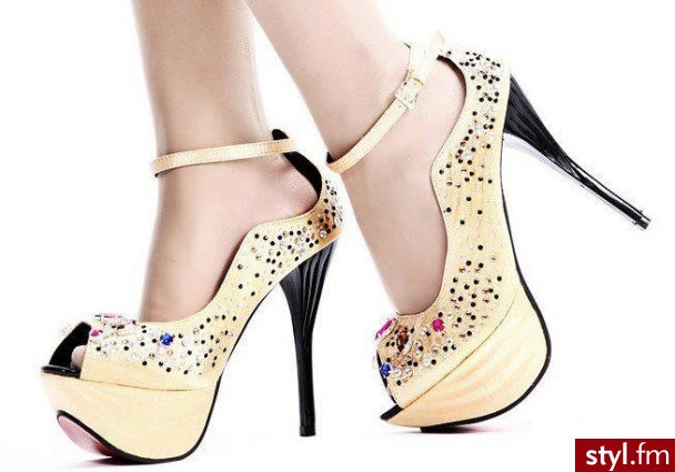 Szpilki Buty Moda