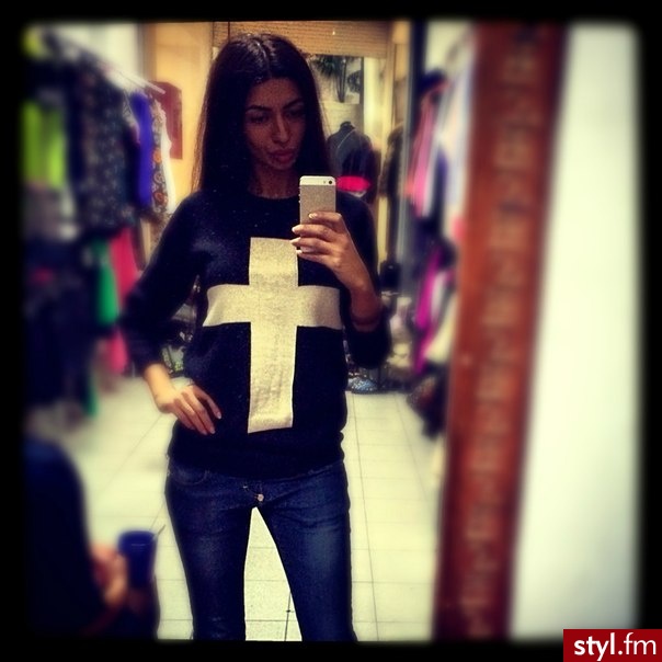 Swetry Ciuchy Moda