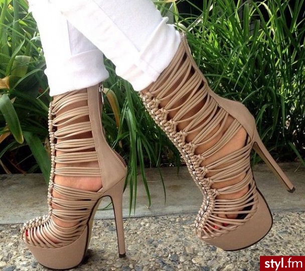 Szpilki Buty Moda