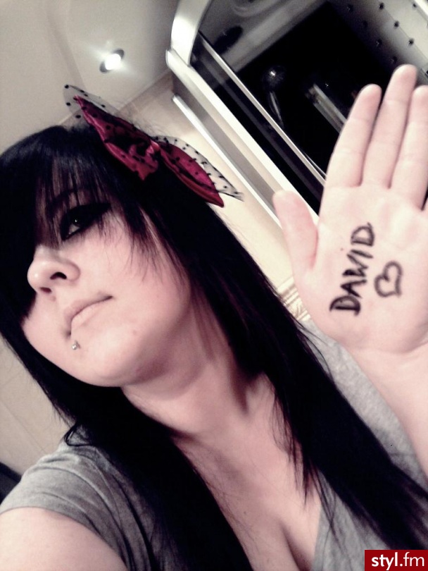 :) - EMO Alternatywne Średnie Fryzury