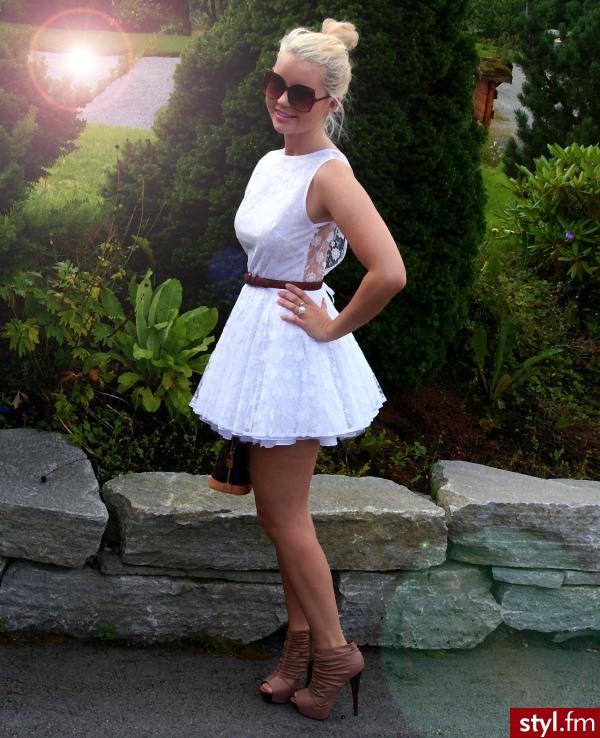Sukienki Moda