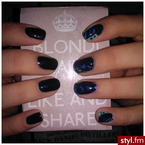 Blondi nails - aztec - Paznokcie