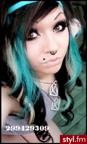 hannie dropkick <3 - EMO Alternatywne Średnie Fryzury