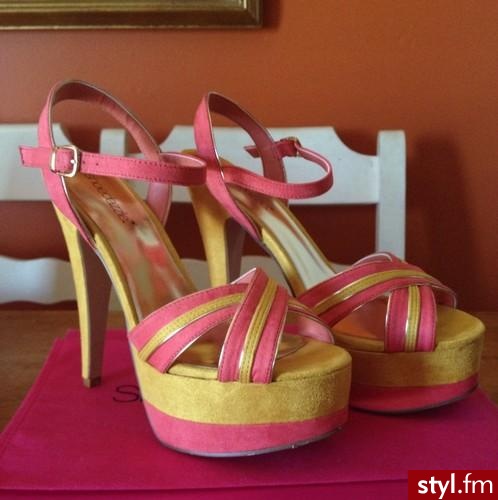 Szpilki Buty Moda