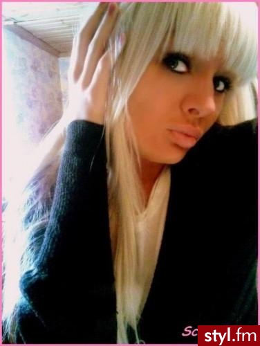 Średnie Fryzury