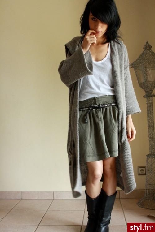 Jeżeli zdjęcie znajduje się już w galerii poproszę o link - Moda uliczna Inne Moda