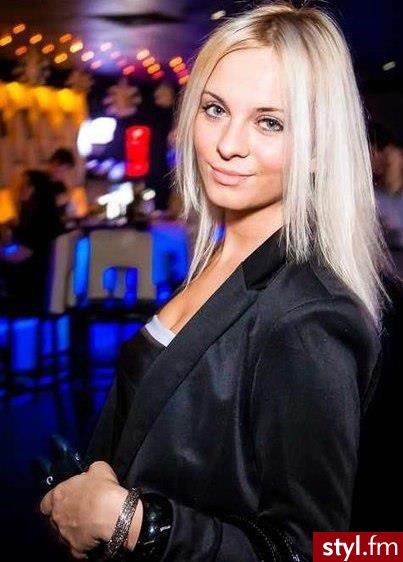 Blond Rozpuszczone Proste Na co dzień Średnie Fryzury